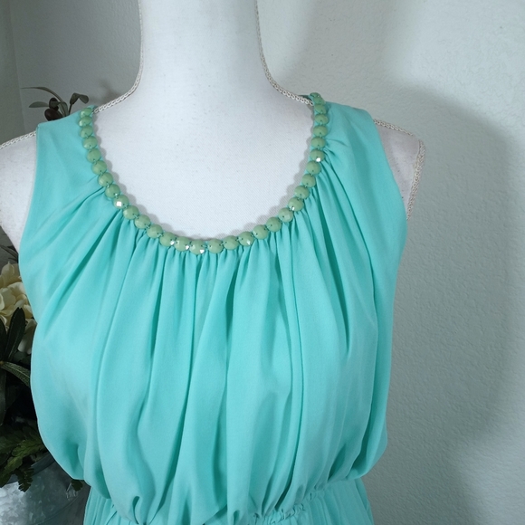 MINT PLEATED DRESS SZ.S/M EUC - Picture 2 of 4